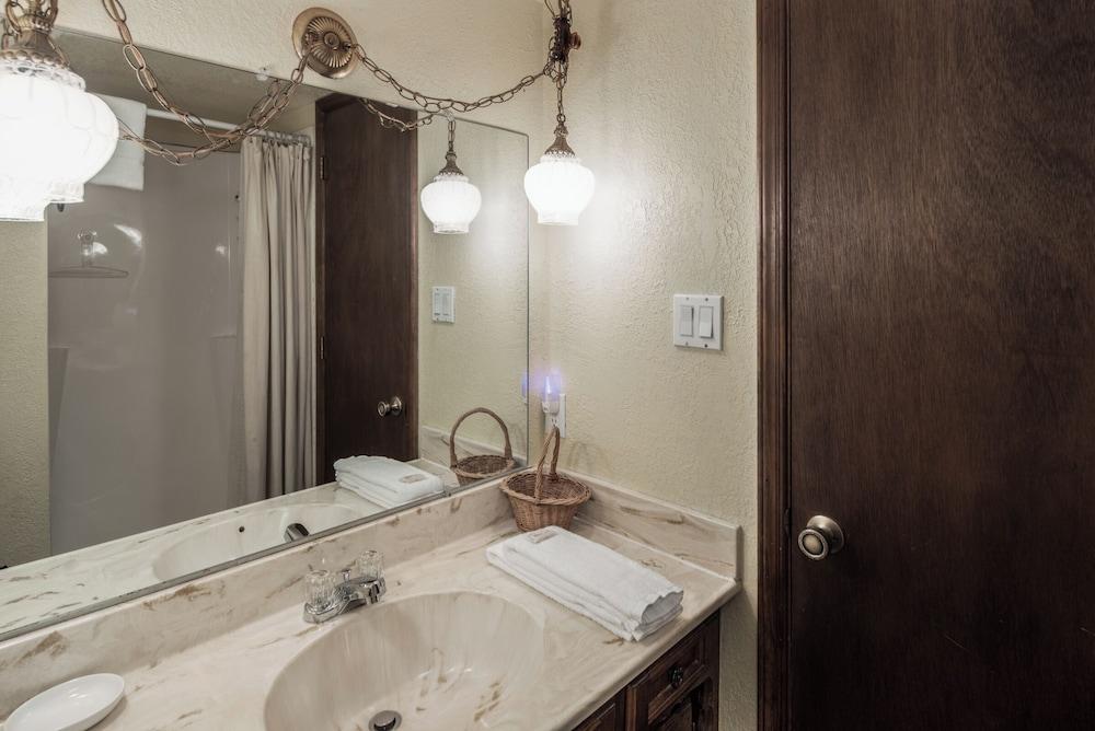 Rock'inn Pines by Ruidoso Vacation Rentals