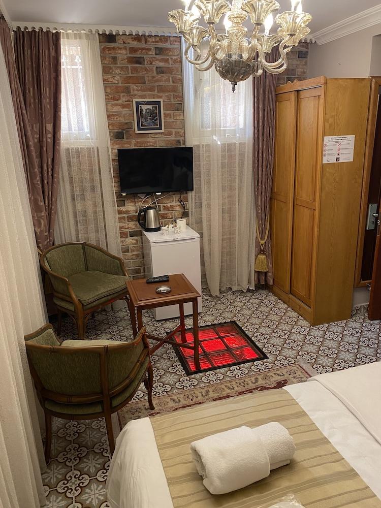 Bosphorus Bridge Hotel