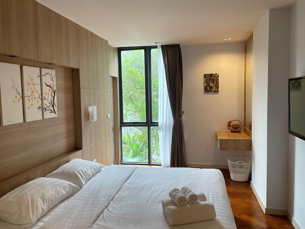 Deluxe apartment at Icon Park Condo