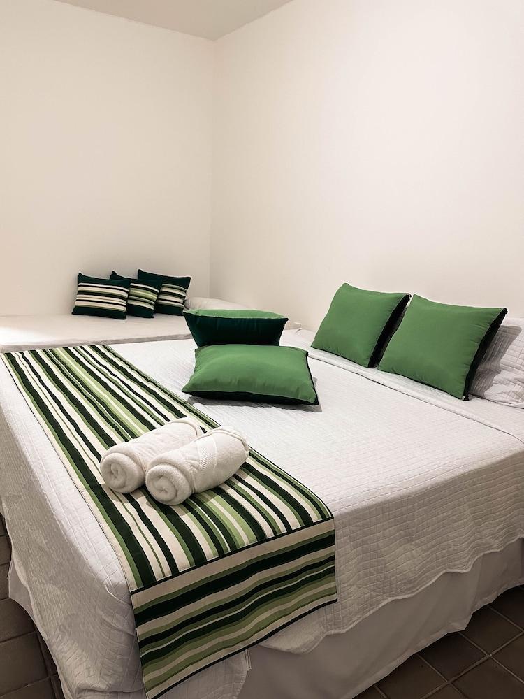 Beach Point Barra Grande