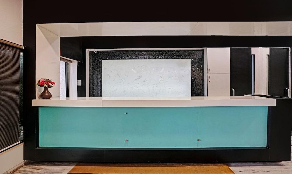 Treebo Varsha Palace