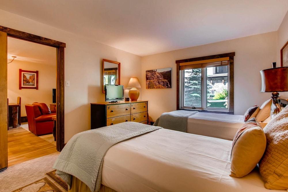 Westwind 108 2BD 2BA Plat. Condo