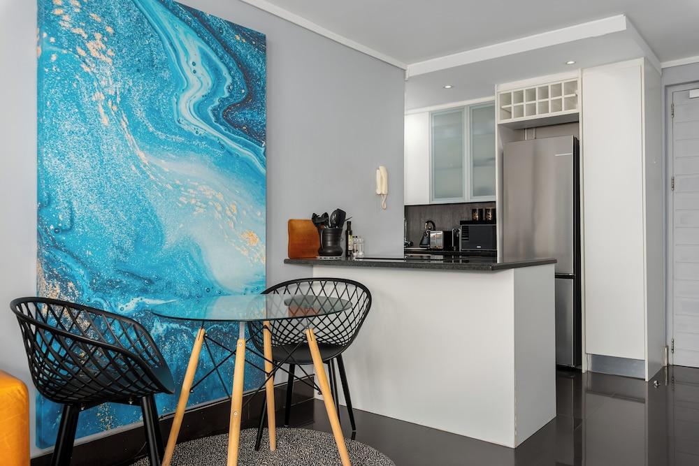 Adderley Terraces K03