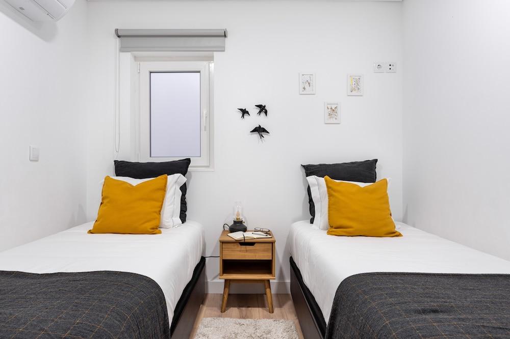 Altido Modern 2-Br Flat Near Metro & Train Station