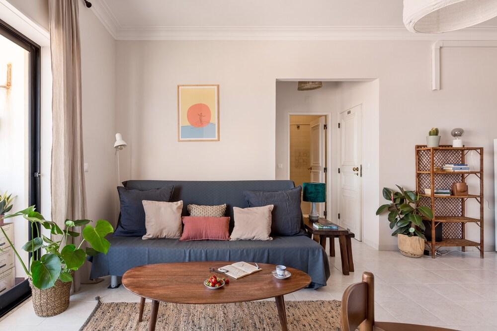 Altido Superb Flat W/Ocean View