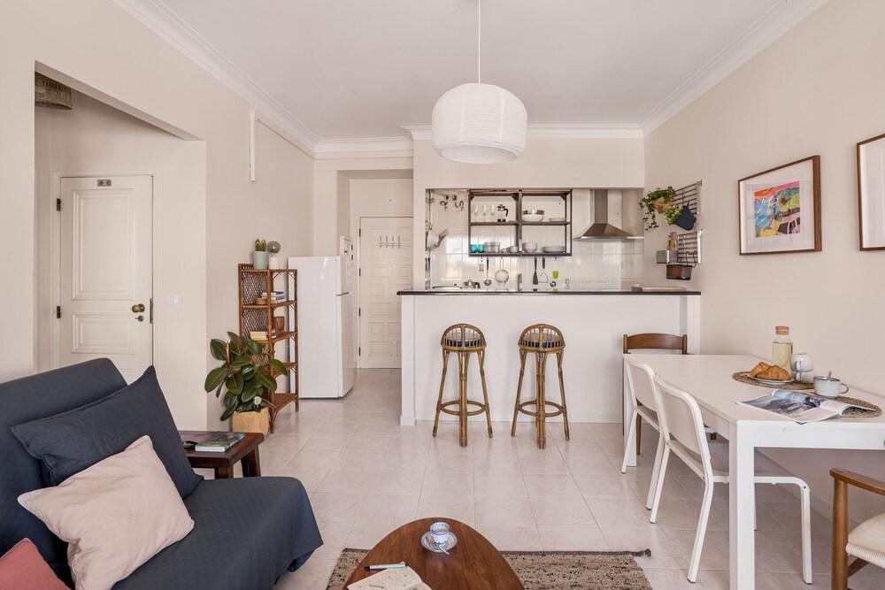 Altido Superb Flat W/Ocean View