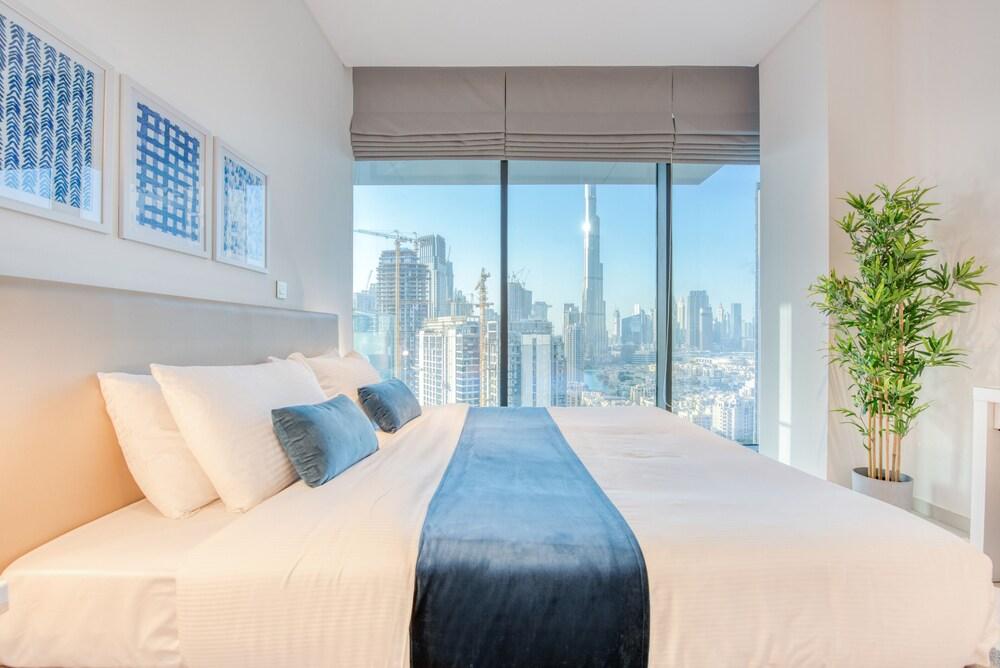 Maison Privee - Marquise Square - 2505