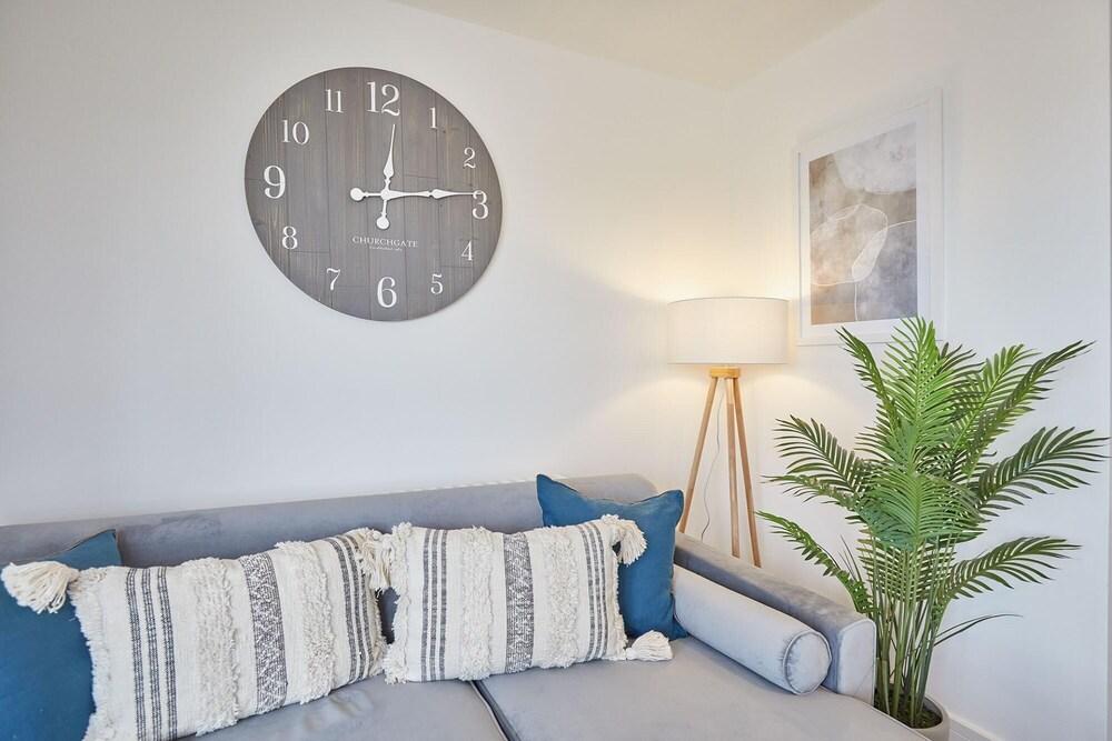 Host Stay Flat 6 Glenholme House