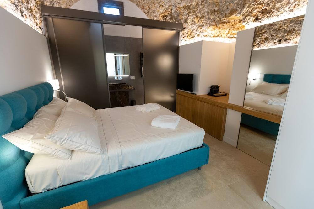 Bastione Spasimo Boutique Hotel