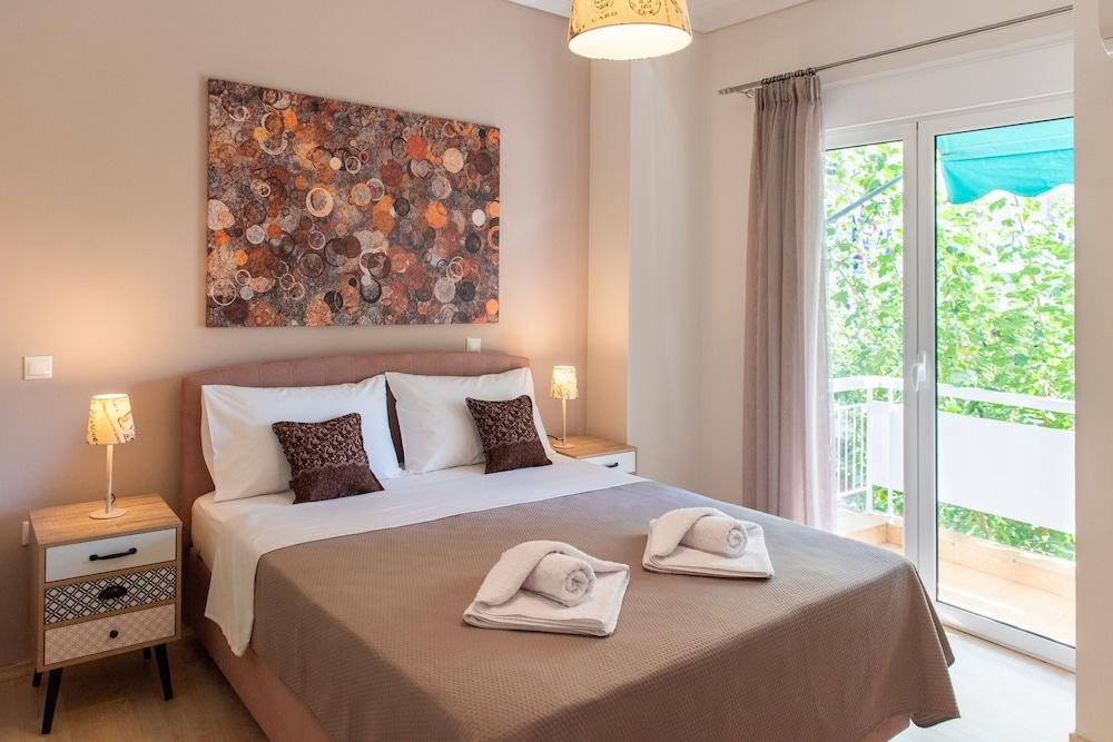 Blue Ark Acropolis Spirit