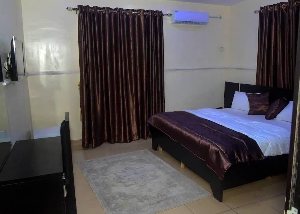 Bestend International Luxury Hotel