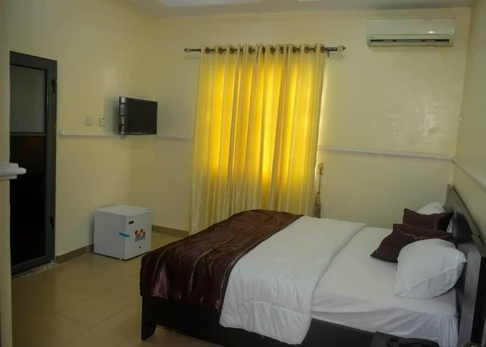 Bestend International Luxury Hotel