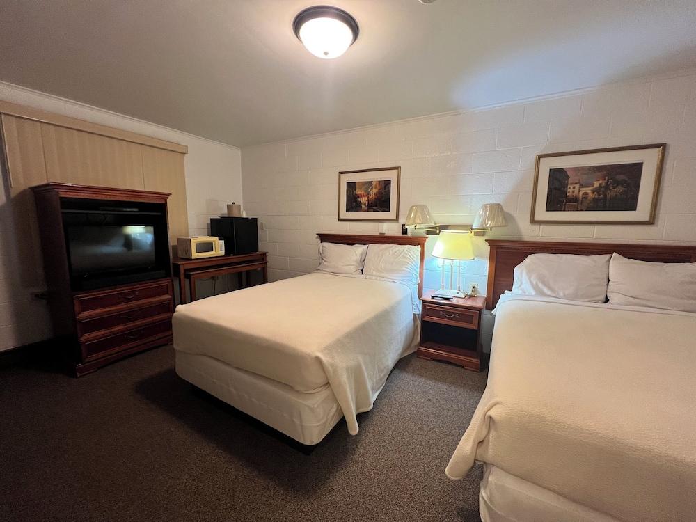 Hotel Prairie Winds Carthage Keokuk Hwy 136