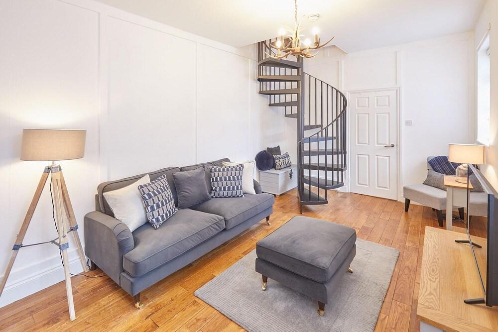 Host Stay Den Westcliff