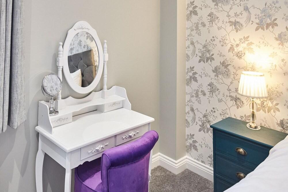 Host Stay Chilton at Carlill House