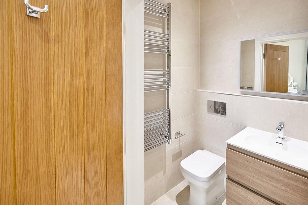 Host Stay Chilton at Carlill House