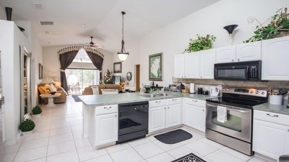 Cristine s Seasons Vacation Home