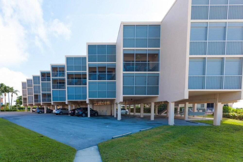 John s Dolphin Way Condo