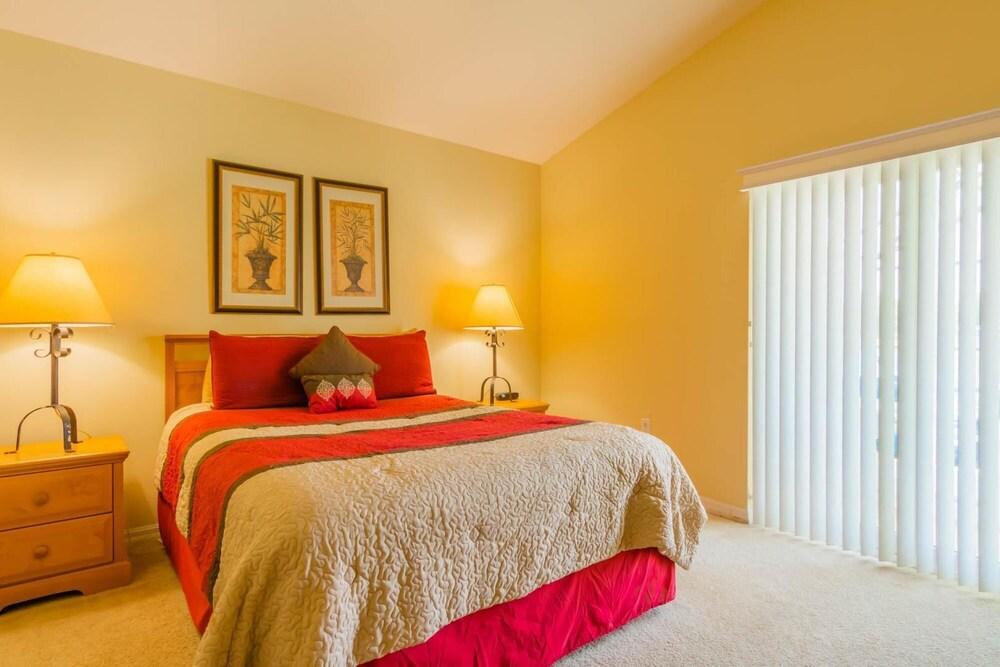 Mark s Sunrise Lakes Vacation Home