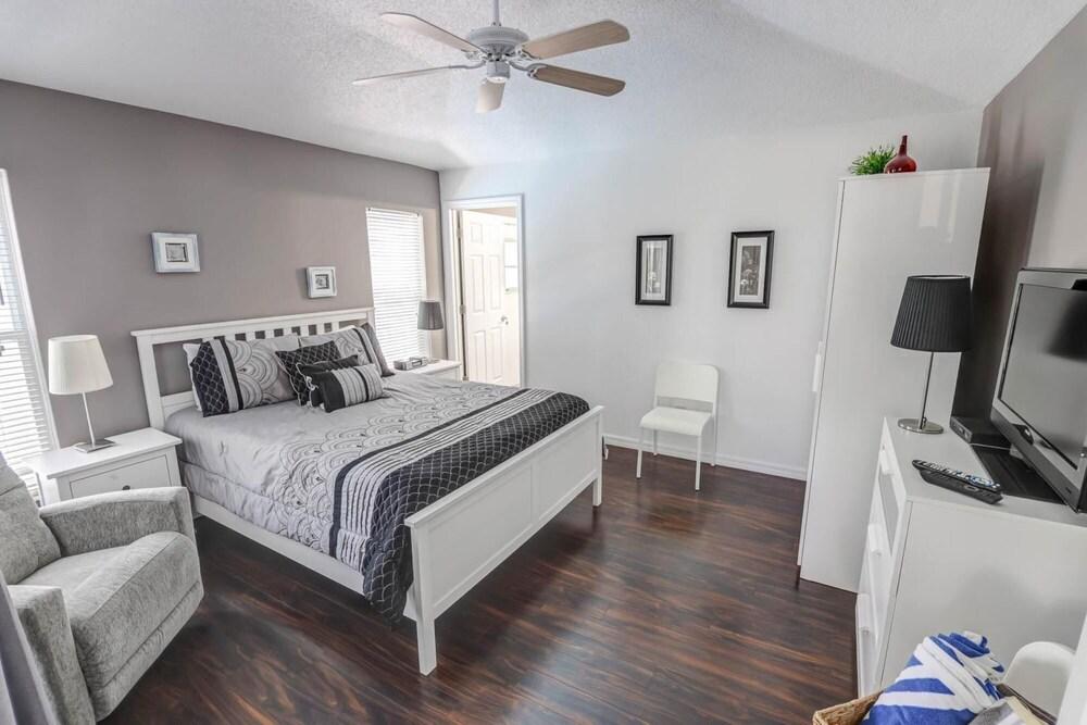 Careys Southern Dunes Vacation Home