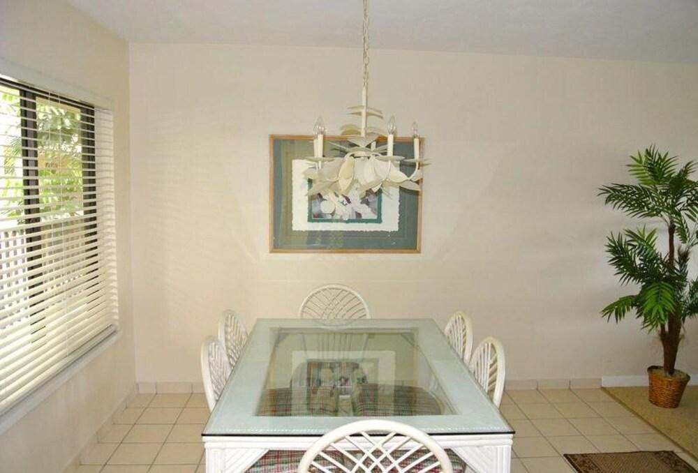 Deborah s Santa Maria Harbor Condo