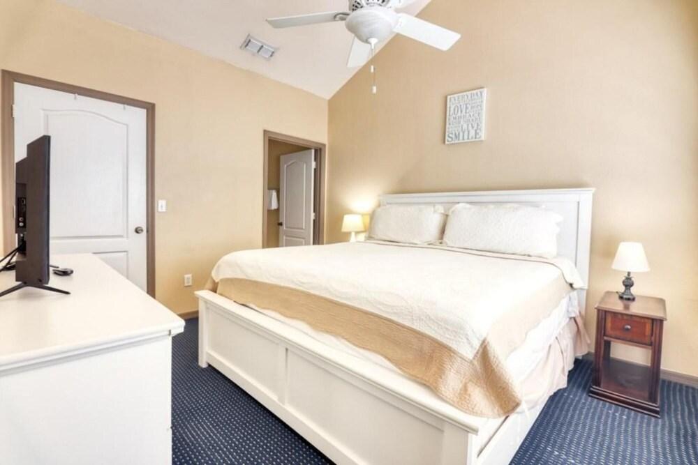 Zacharias Runaway Beach Condo