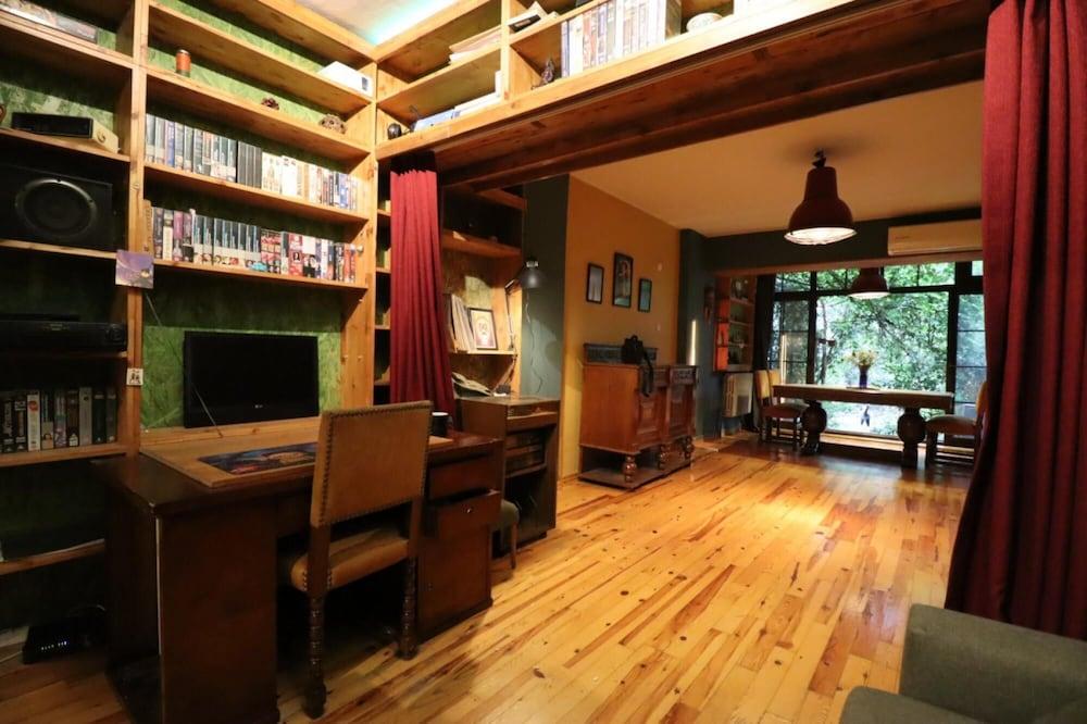 Cozy Flat With Backyard 600 m to Moda Coastal Park