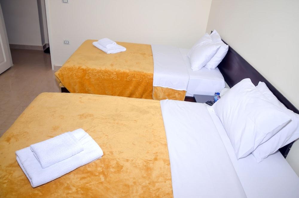 Pyramids Guest House