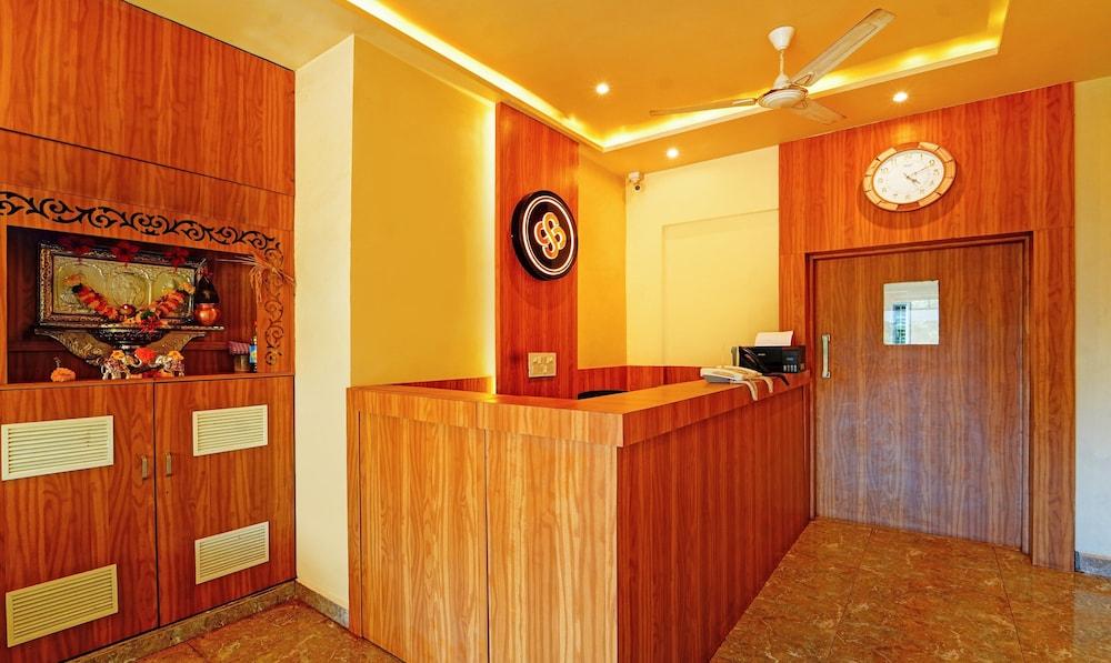 Treebo Ss Residency with Mountain view