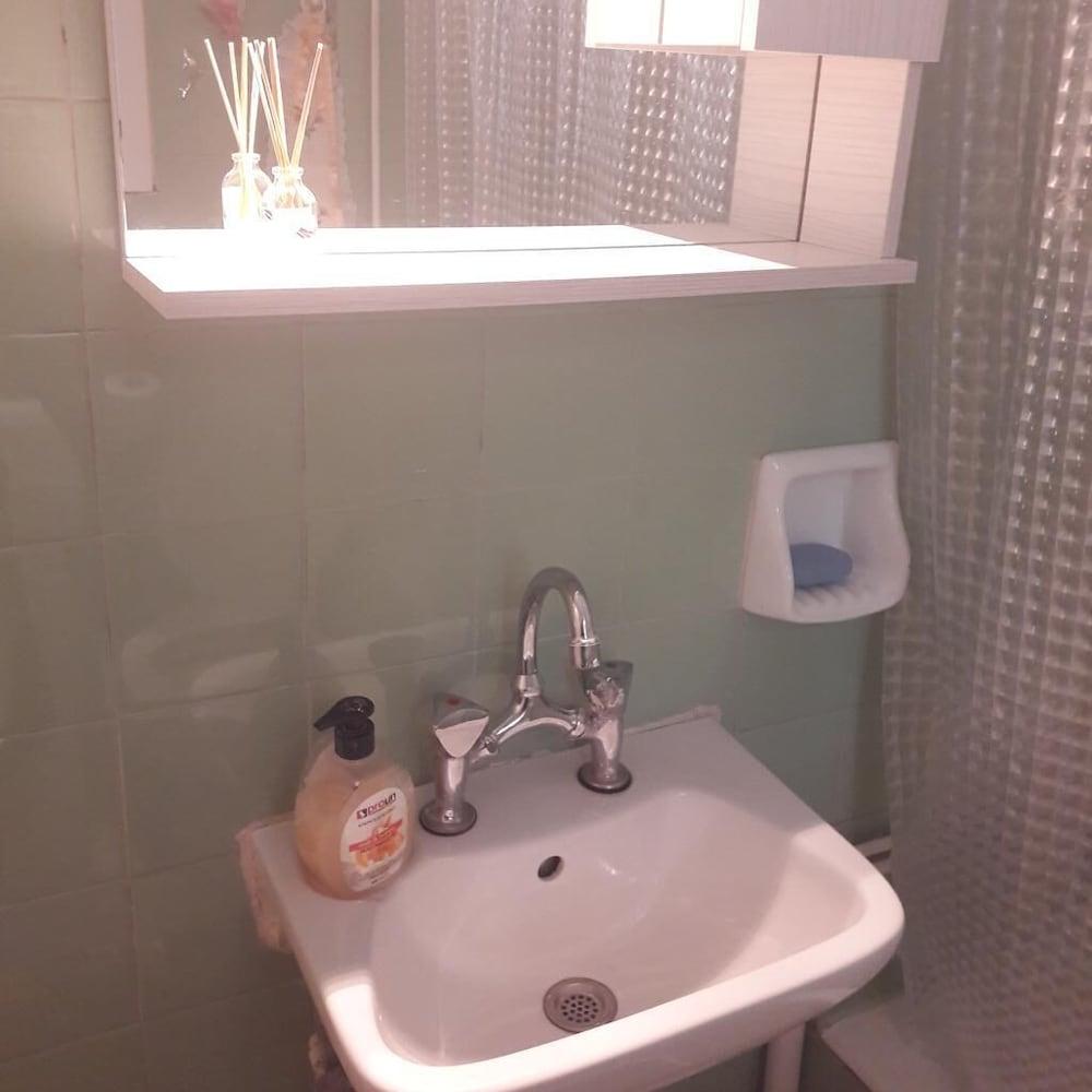 Lovely 1-bed Apartment in Athina