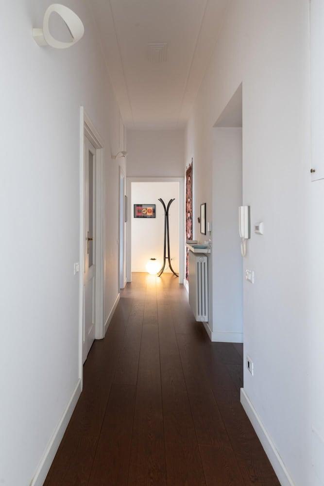 Via Marcantonio Odescalchi