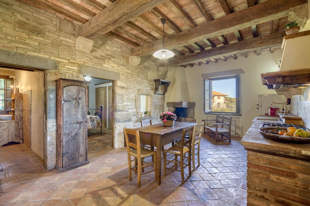 Chalet In Enchanted Forest Private Pool