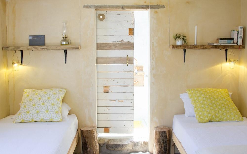 Porcupine Hills Guest Farm