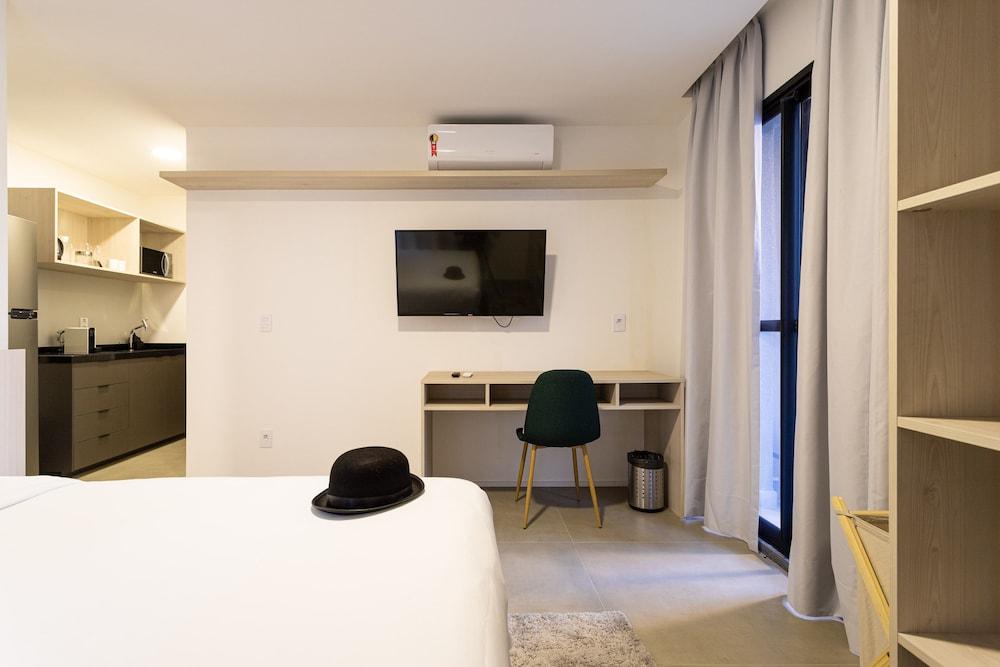 Charlie Sabiá Moema