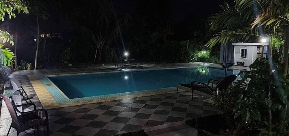 Karl's Getaway Hotel and Tours