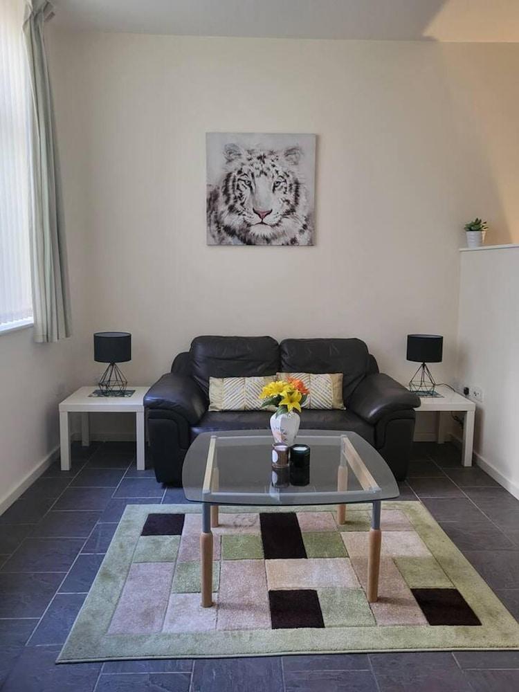 Impeccable Studio Apartment in Birmingham