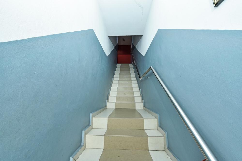 Hotel O M Three Hotel