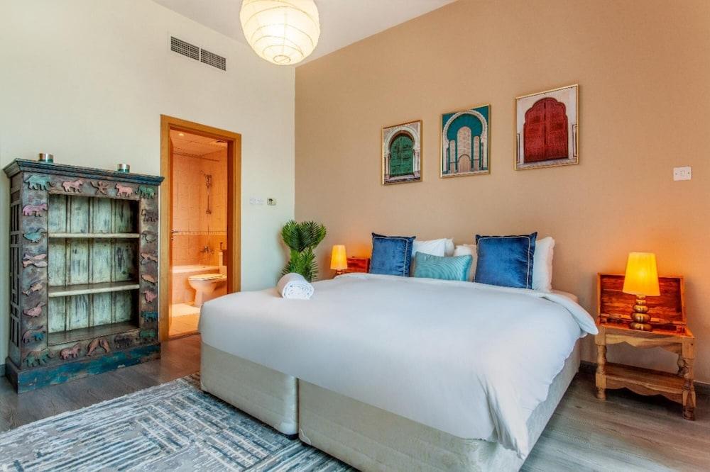 JLT Cluster P Modern 1 BR Apt