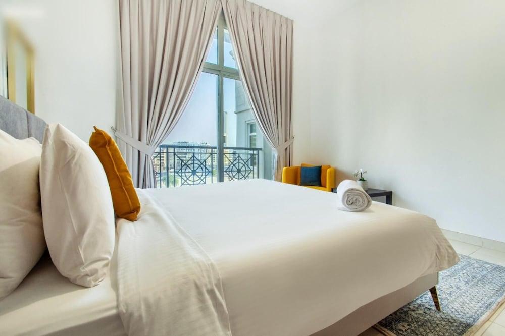 Elegant Apt In Al Barsha South