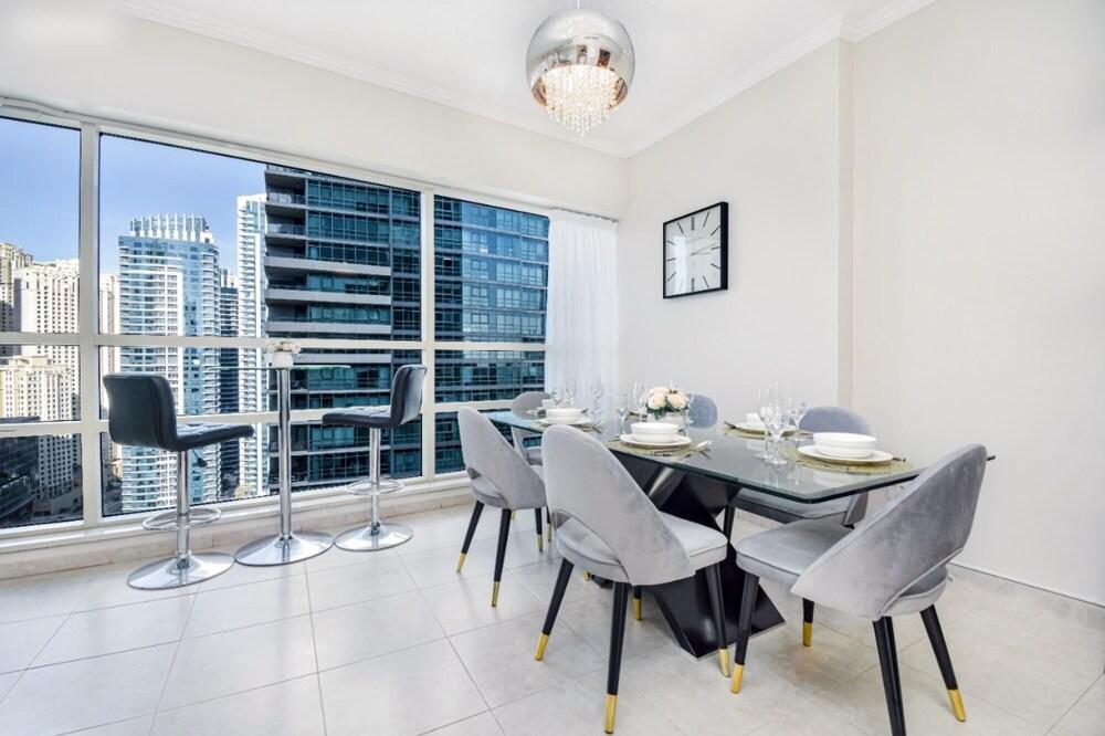 2B Apt With Waterfront View JBR