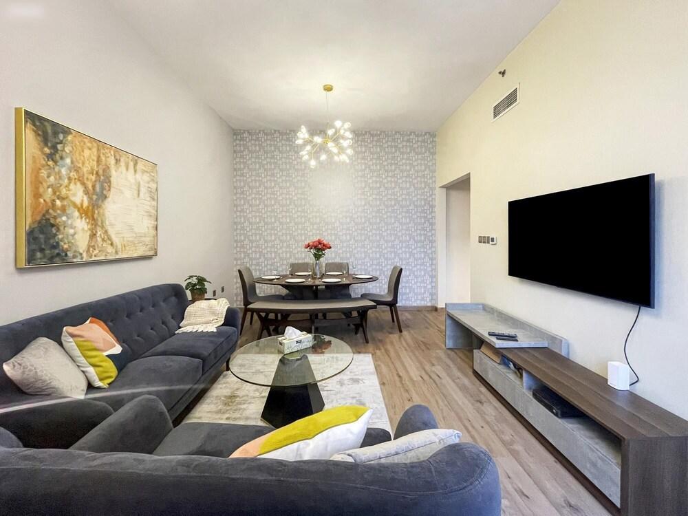 Enjoy Marina View at Modern 3BR APT