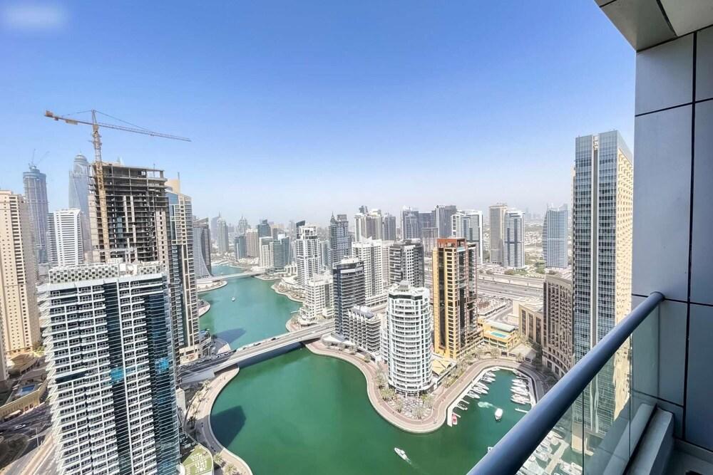 Unparalleled Luxury Marina Walk