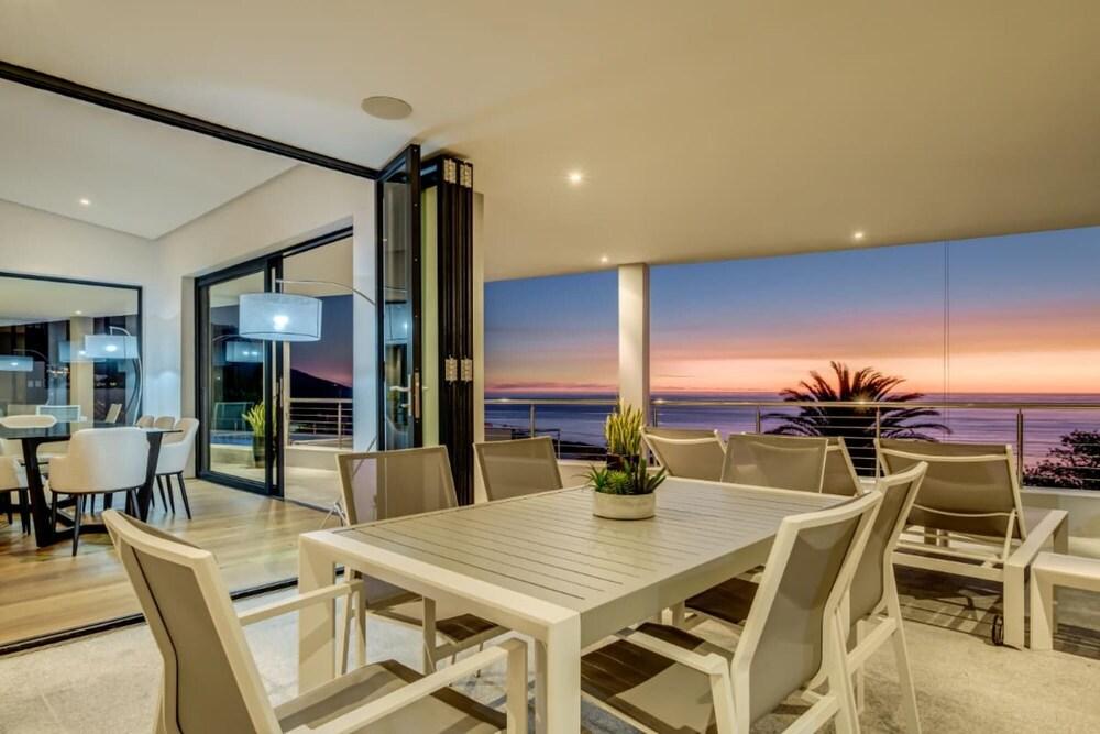 Incredible Camps Bay Villa With Sea and Mountain Views Sorrento