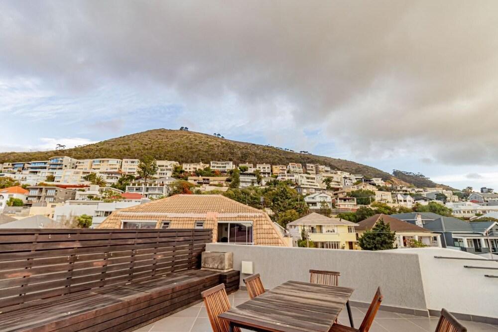 Modern Sea Point Apartment With Rooftop Deck 9 on S