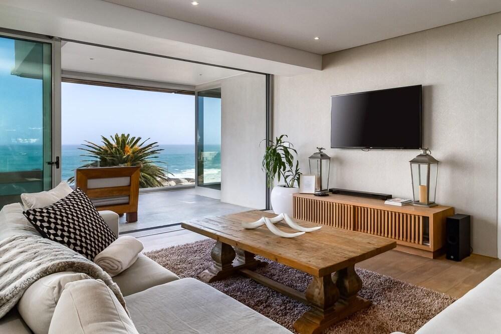 Boulders Views in Camps Bay