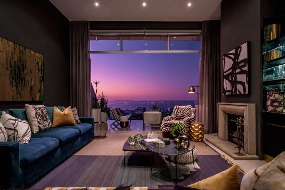 Belle View Villa in Green Point