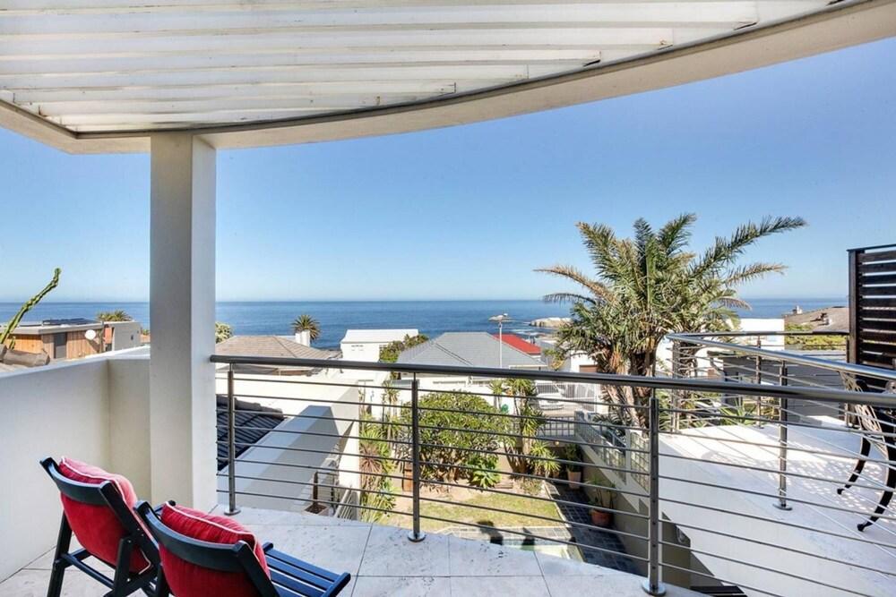 Bakoven Blue in Cape Town