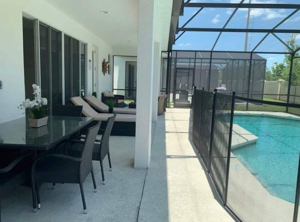 Large and Spacious Home With Private Pool