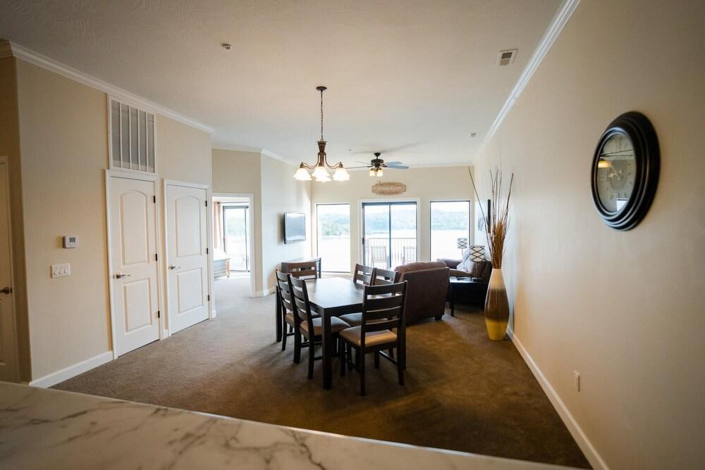 2 Bedroom Lake View Villa - Unit 301