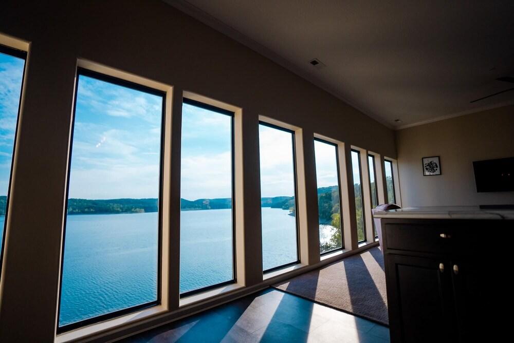 2 Bedroom Lake View Villa- 303